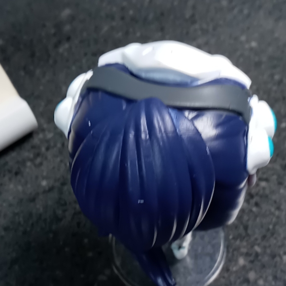 Overwatch Widowmaker Funko - Picture 6 of 6